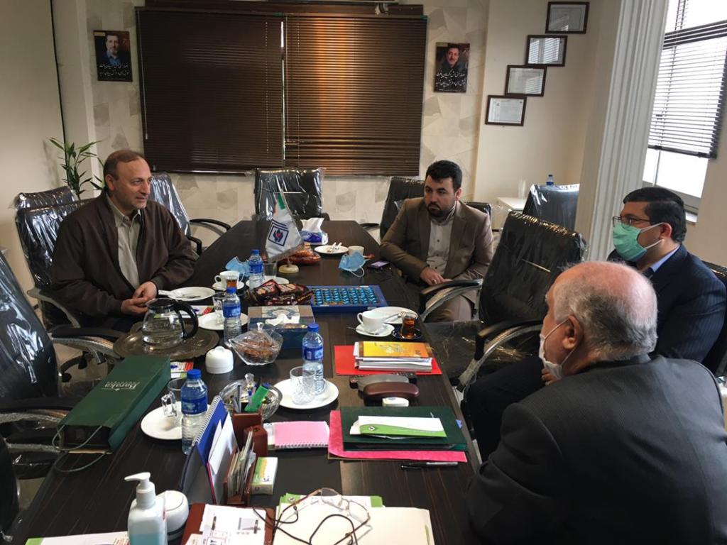 حضور مدیرکل ستاد اجرایی فرمان امام خمینی (ره) در دفترانجمن کلیوی گیلان 